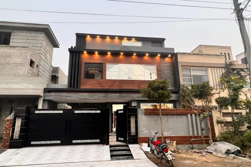 10 Marla Modern House Facing Park Available For Sale Central Park Housing Scheme Ferozpur Road Lahore