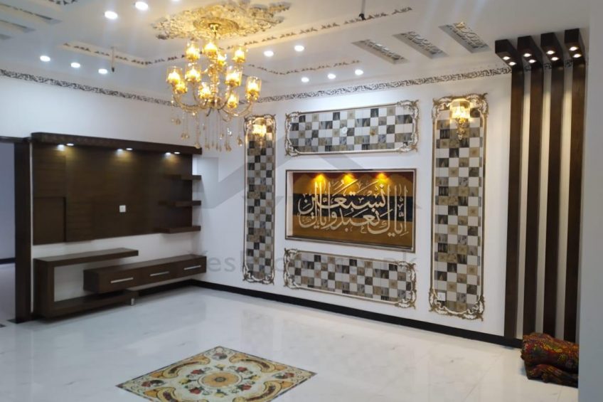 10 Marla Corner Spanish House For Sale At DHA Rahbar Lahore