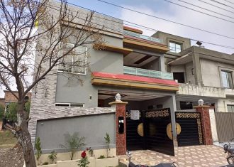 10 Marla House For Sale in Nashiman Iqbal Phase 2 Lahore