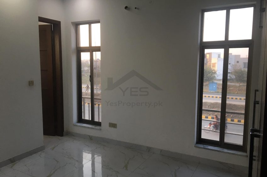 5.5 Marla Beautiful Villa For Rent In DHA 9 Town Lahore