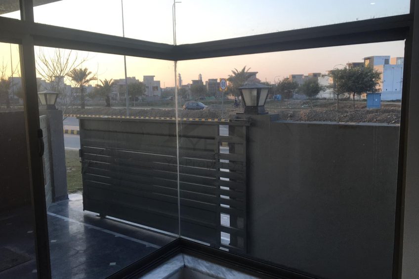 5.5 Marla Beautiful Villa For Rent In DHA 9 Town Lahore