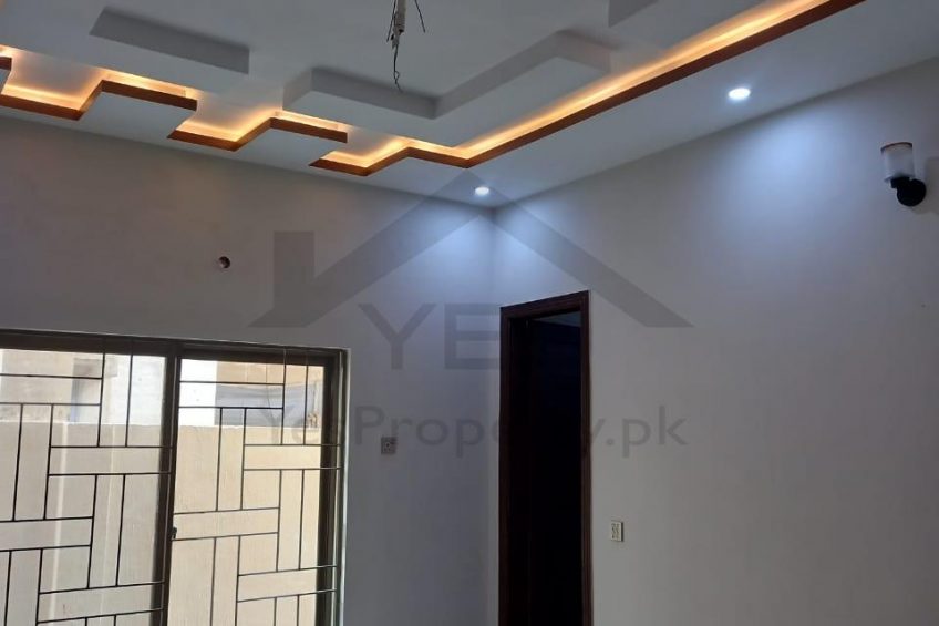 1 Kanal House For Sale Nasheman-e-Iqbal Phase 2 Lahore