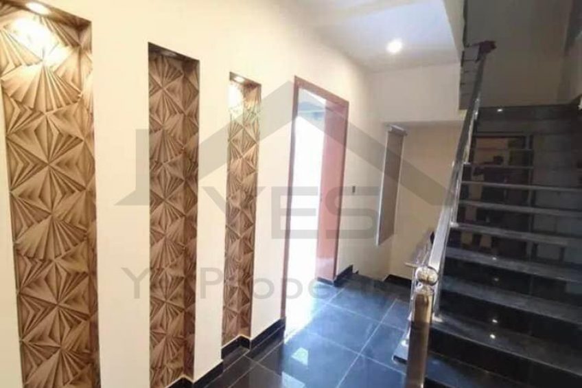 10 Marla Brand New House Available For Sale in Canal View Gujranwala