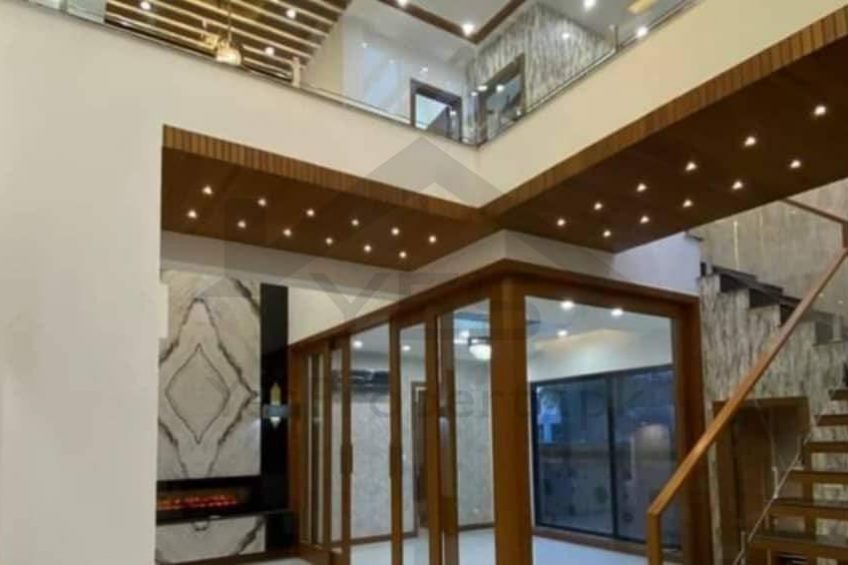 1 Kanal House Modern Design For Sale in Bahria Town Lahore