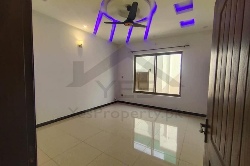 1 Kanal Uperr Portion Available For Rent ln DHA P2 lslamabad