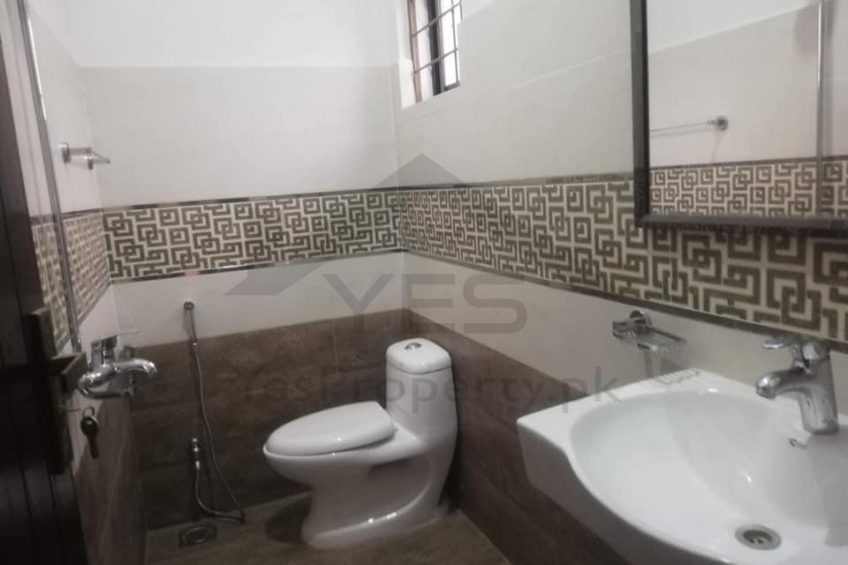 5 Marla Beautiful House For Sale in DHA Rahbar