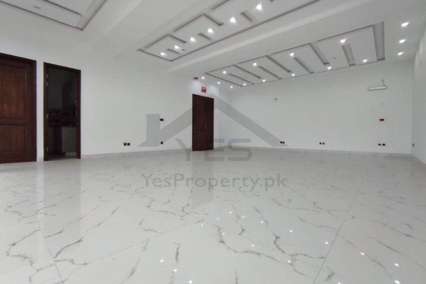 4 Marla Brand New Plaza Available For Rent in DHA Phase 6 Lahore