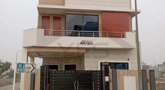 5 Marla house available for sale in DHA 9 Town