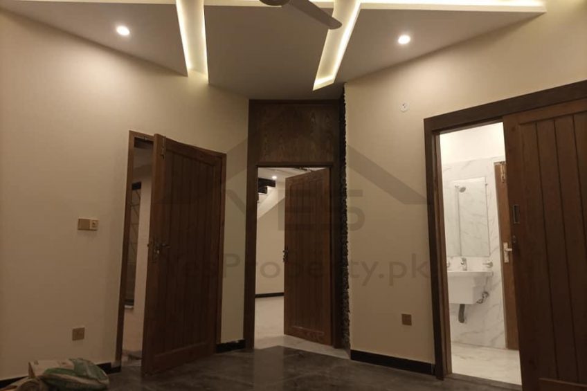 7 marla Proper Double unit for Sale in Umer block Bahria Town phase 8 Rawalpindi