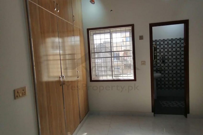 6 Marla house for sale Al Rehman garden phase 2 nazad sagain by pass road Lahore