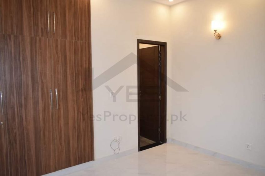 1 Kanal House for Sale in DHA Lahore Phase 2