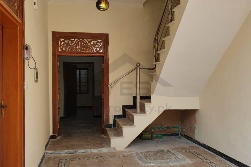 5 Marla double storey corner house for sale in Lawyer colony Gulzar e Quaid Rawalpindi