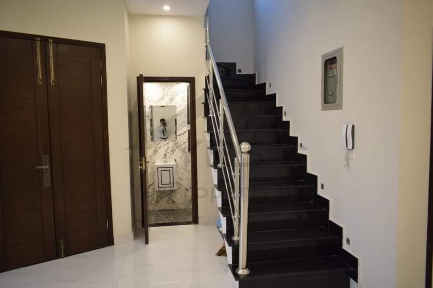 1 Kanal House for Sale in DHA Lahore Phase 2