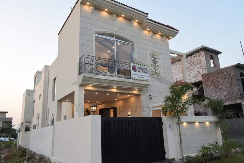 1 Kanal House for Sale in DHA Lahore Phase 2