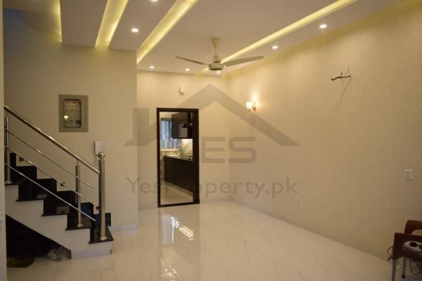 1 Kanal House for Sale in DHA Lahore Phase 2