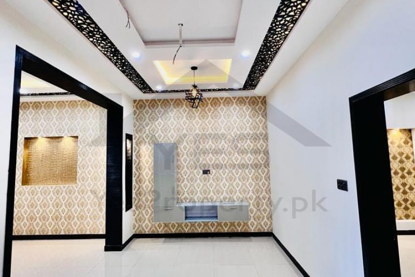 Spanish Style 5 Marla Luxury House For Sale Al Rehman Garden Phase 2