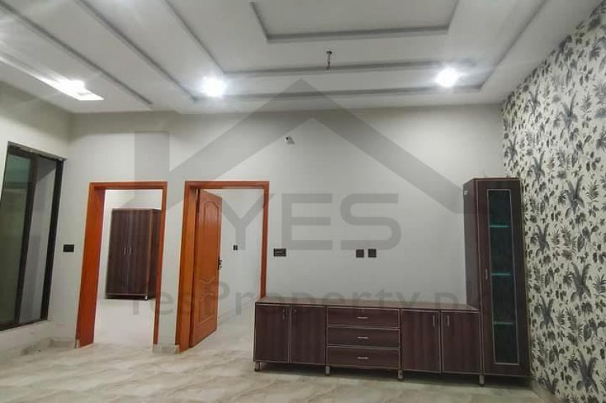 5 marla house for sale in Model Town Near Multan public school road