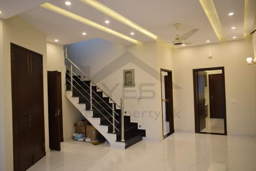 1 Kanal House for Sale in DHA Lahore Phase 2