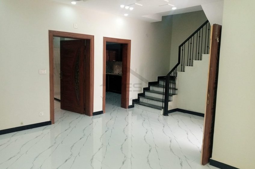 Beautiful 5 Marla House For Sale Bahria Town Phase 8 Rawalpindi Awesome Location