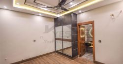 10 Marla Brand New Fully Basement Luxurious Modern House For Sale In DHA