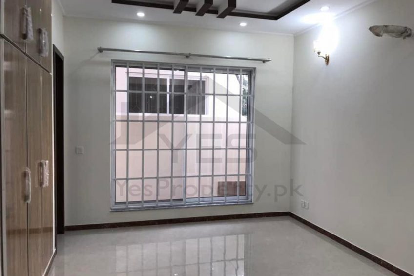 DHA RAHBAR 8 MARLA BRAND NEW HOUSE FOR SALE