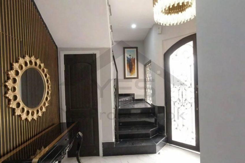 8 MARLA LUXURY HOUSE FOR SALE in DHA PHASE 9 TOWN BLOCK C