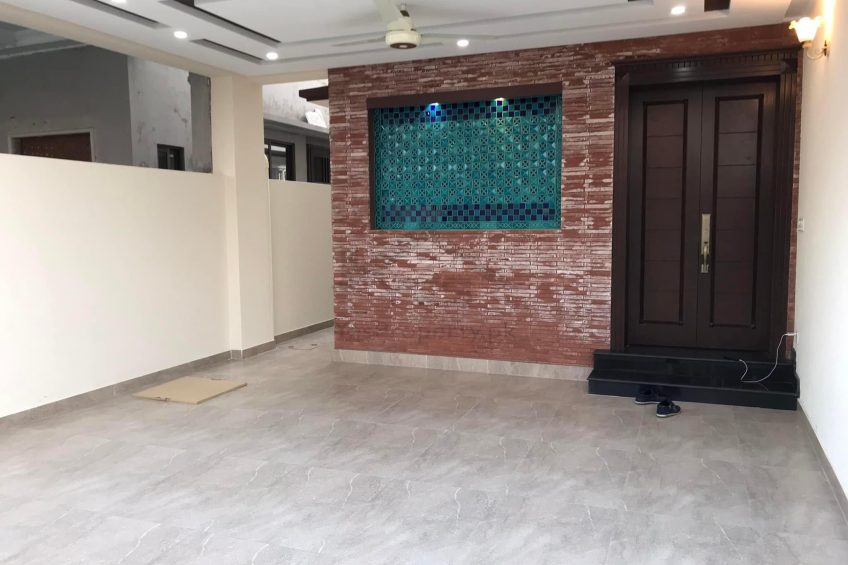 DHA RAHBAR 8 MARLA BRAND NEW HOUSE FOR SALE