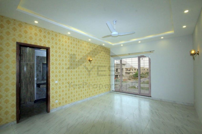 1 kanal Brand New house Upper portion for Rent in DHA Phase 6