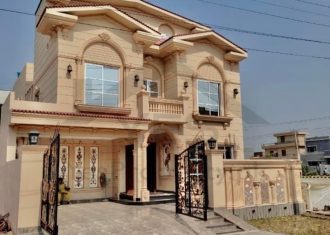 10 marla Brand New Modern House for Sale in Central Park Housing Scheme main ferozpur road lahore