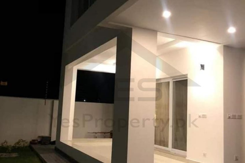 10 Marla Brand new Uper Portion For Rent In Park View City lahore