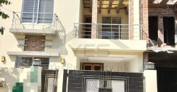 Brand New 10 Marla house Available for sale in Bahria Town Lahore.