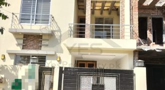 Brand New 10 Marla house Available for sale in Bahria Town Lahore.