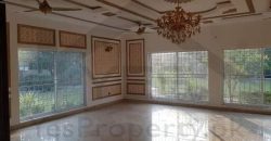 4 kanal Luxurious Banglow For Sale in DHA Phase 8