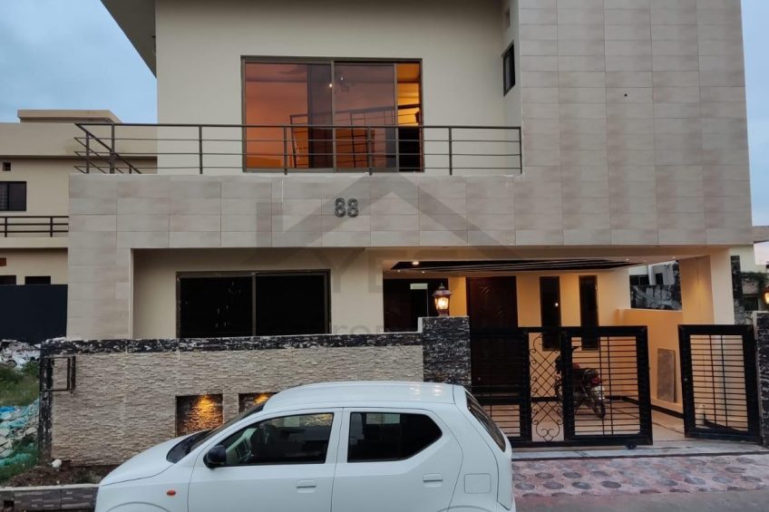 Rental Houses are available on reasonable demand in DHA and Bahria town Islamabad