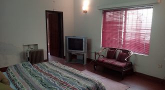 Paying Guest (PG) Accommodation Amazing Opportunity to Live DHA P3