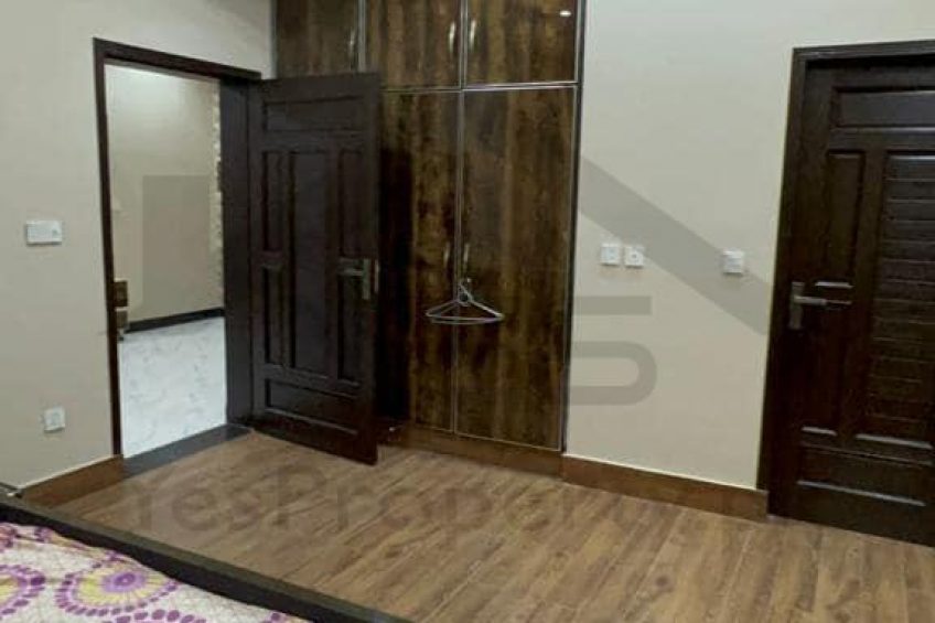 5 marla brand new house for sale in DHA