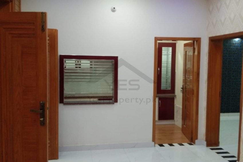 6 MArla House For Sale in Al Rehman Garden