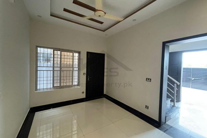 10 Marla Tile Flooring full house available for rent