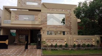 1 Kanal House for sale in Valencia town Lahore