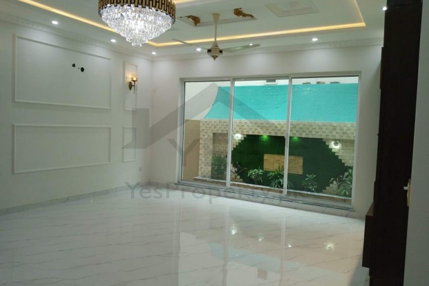 1 Kanal House for sale in Valencia town Lahore