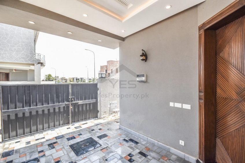 5 MARLA HOUSE FOR SALE IN DHA PHASE 9 town