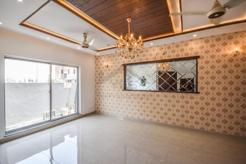 5 MARLA HOUSE FOR SALE IN DHA PHASE 9 town