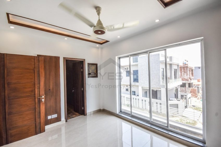 5 MARLA HOUSE FOR SALE IN DHA PHASE 9 town