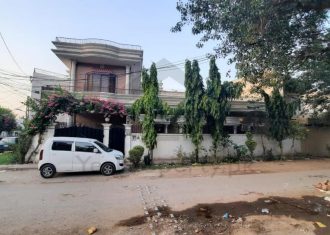 15 marla old house for sale corner House in samnabad lahore