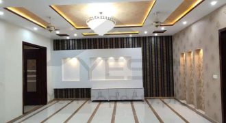 10 Marla brand new beautiful and solid house Hot location Punjab society phase 2