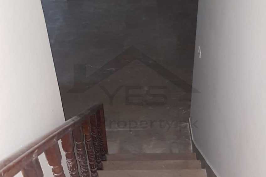 10 Marla House For Sale Gated Society Real Cottages Near Mall Of Avenue Bhatta Chowk Lahore