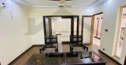 10 Marla Used House For Sale in Sector B Bahria Town Lahore (Hot Location)