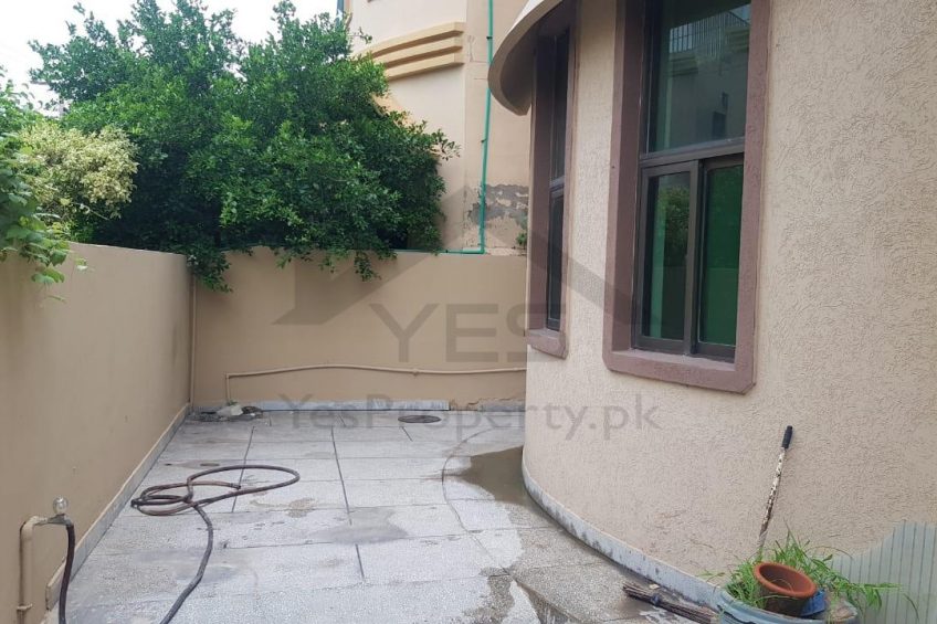 10 Marla House For Sale Gated Society Real Cottages Near Mall Of Avenue Bhatta Chowk Lahore