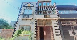 5 Marla Beautiful House For sale Loctaed at Al Rahman garden housings society canal road Lahore