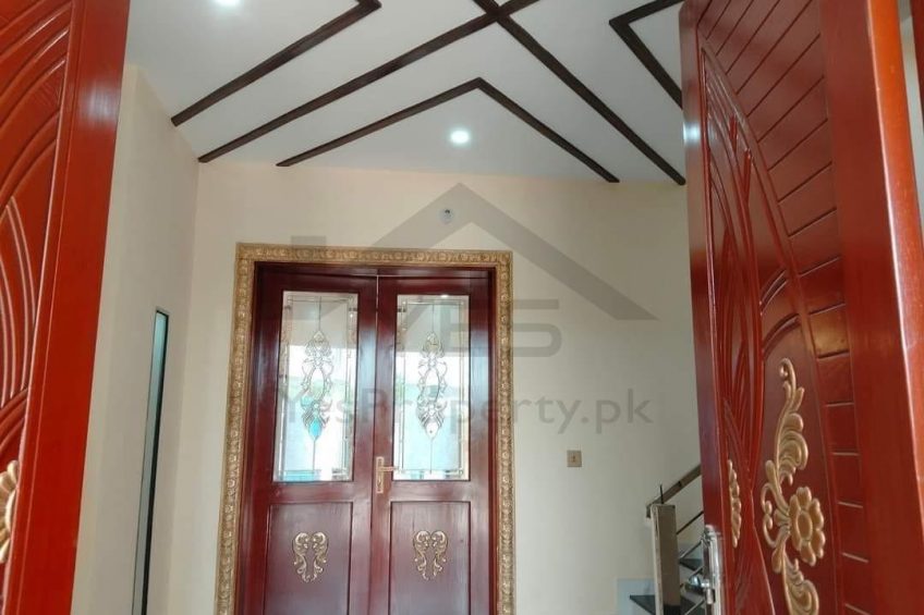 10 Marla house for rent in Shadab Society